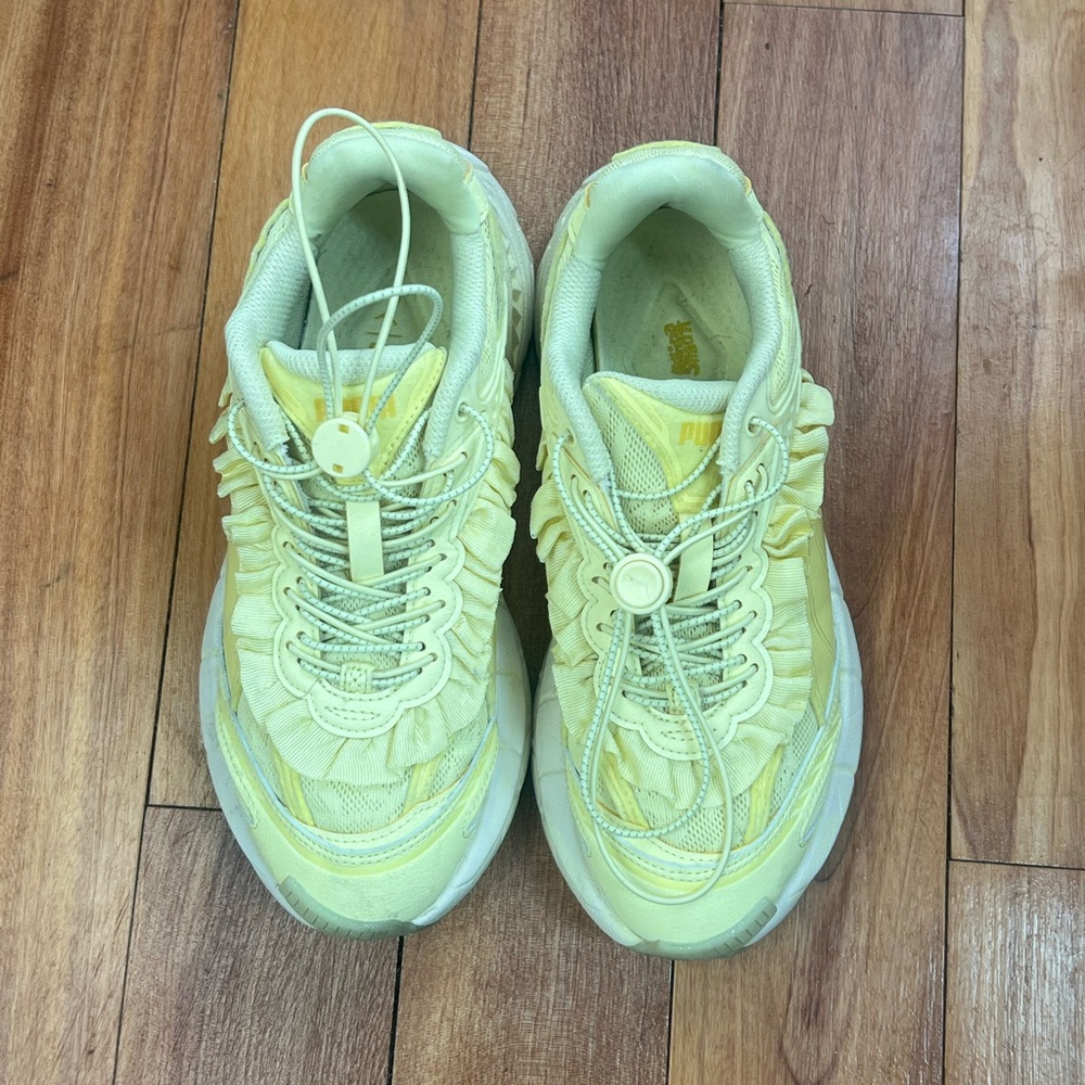 Collina Strada x Puma Wmns Velophasis 'Vintage Yellow' (yellow pear/fresh pear)
